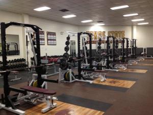 Texas State Baseball Weight Room | Power Lift